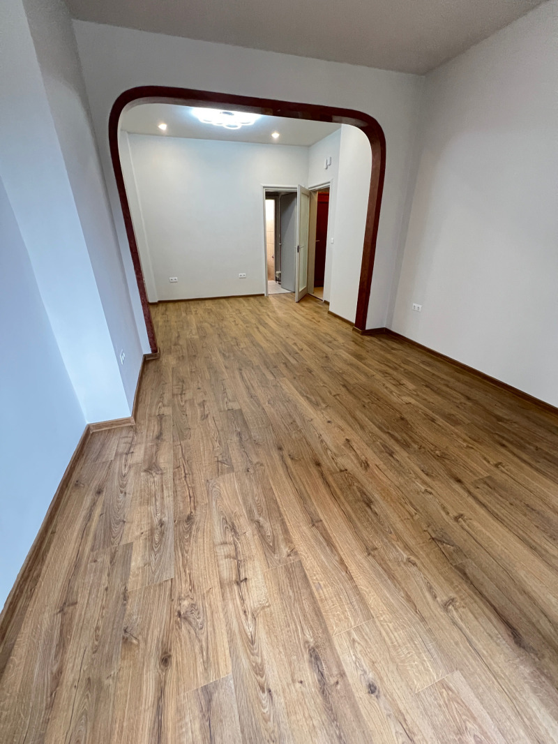 Дава под наем  Офис град София , Център , 90 кв.м | 37573542