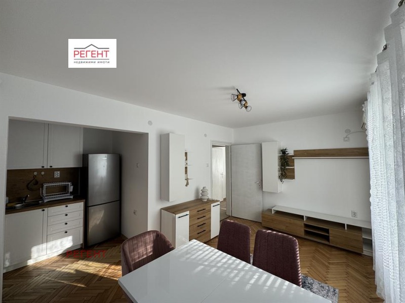 Para alugar  1 quarto Gabrovo , Centar , 75 m² | 79204045