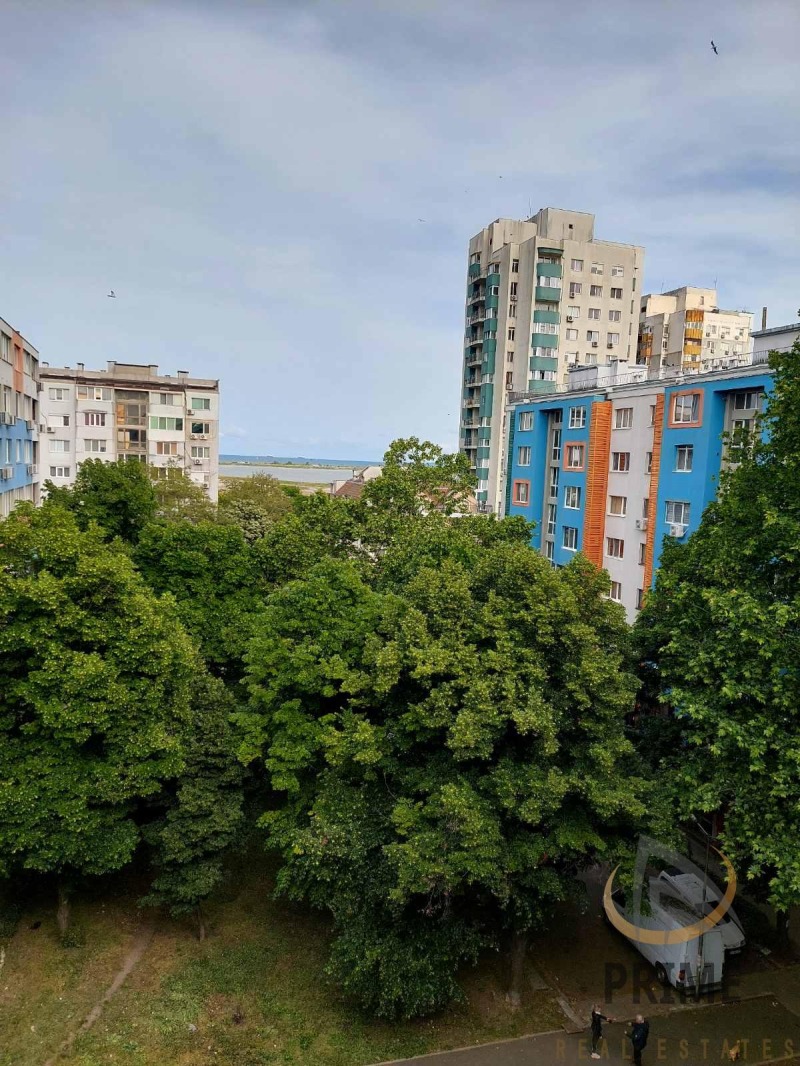 Дава под наем  2-стаен град Бургас , Зорница , 62 кв.м | 76564721 - изображение [12]