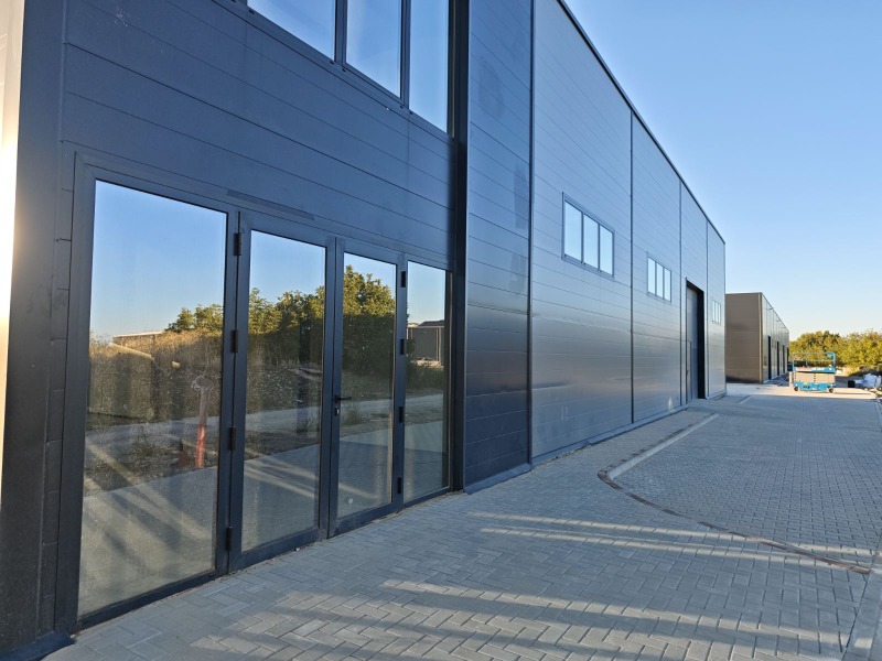 Дава под наем СКЛАД, гр. Пловдив, Индустриална зона - Юг, снимка 2 - Складове - 52224011