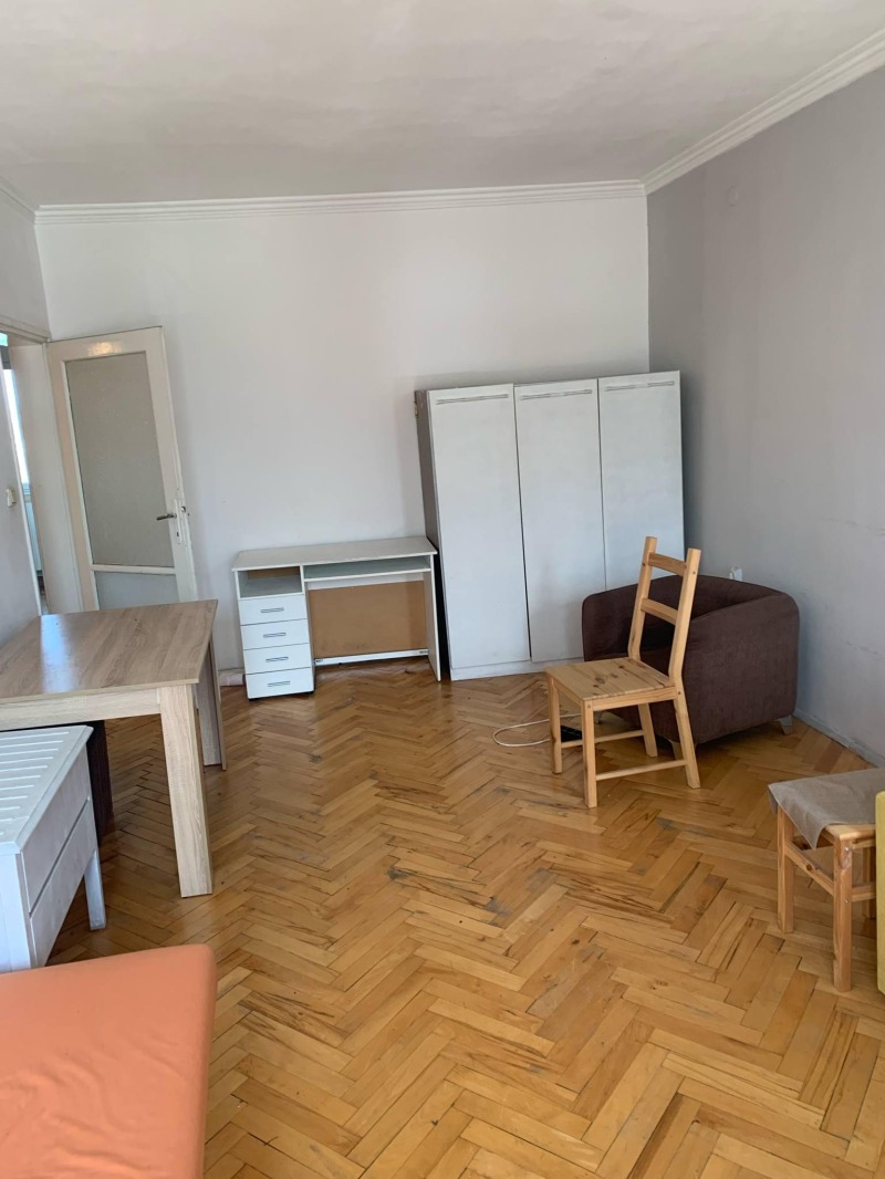 Zu vermieten  1 Schlafzimmer Sofia , Goze Deltschew , 65 qm | 14486844 - Bild [2]