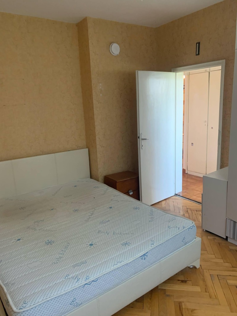 Zu vermieten  1 Schlafzimmer Sofia , Goze Deltschew , 65 qm | 14486844 - Bild [5]