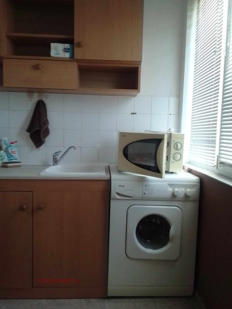 Дава под наем  1-стаен град Пловдив , Тракия , 40 кв.м | 54959407 - изображение [9]
