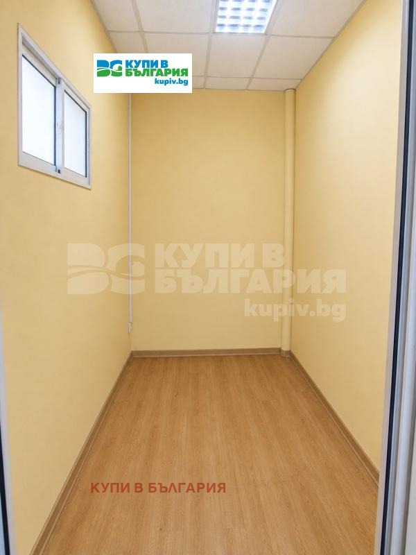 Дава под наем МАГАЗИН, гр. Варна, Зимно кино Тракия, снимка 5 - Магазини - 55221709