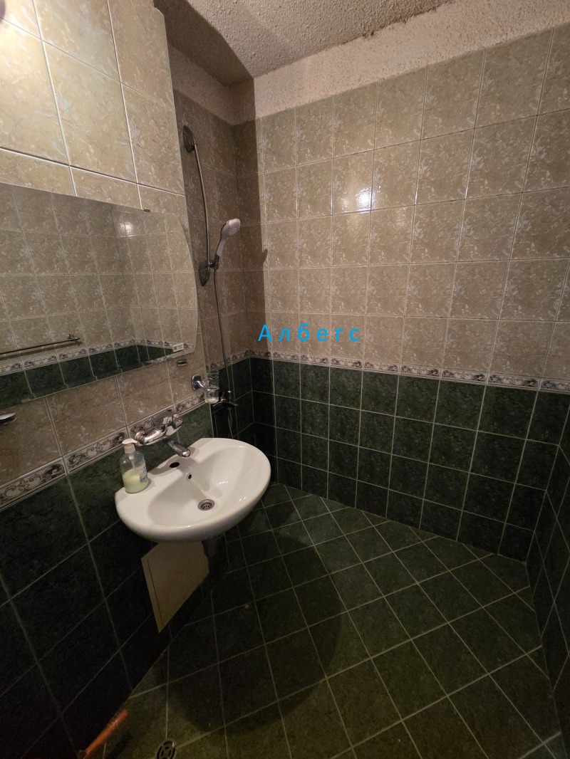 Te huur  2 slaapkamers Sofia , Ljulin 7 , 84 m² | 97805633 - afbeelding [8]