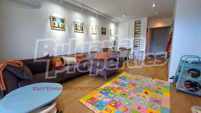 Te huur  2 slaapkamers Sofia , Krastova vada , 124 m² | 64114167