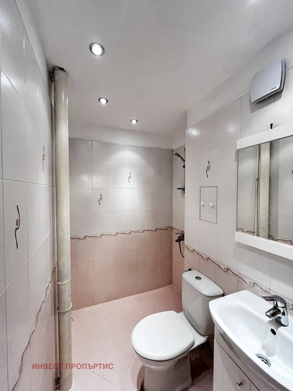 Дава под наем 2-СТАЕН, гр. София, Иван Вазов, снимка 12 - Апартаменти - 53827569