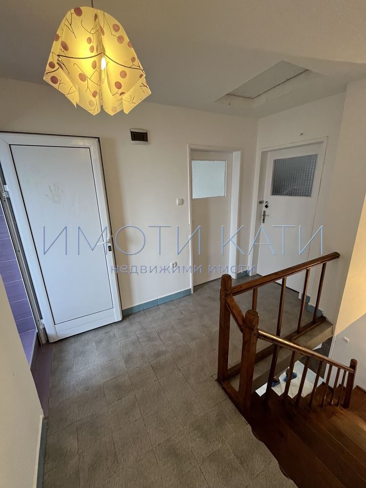 Do wynajęcia  Dom region Sofia , Bożuriszcze , 300 mkw | 49456106 - obraz [10]
