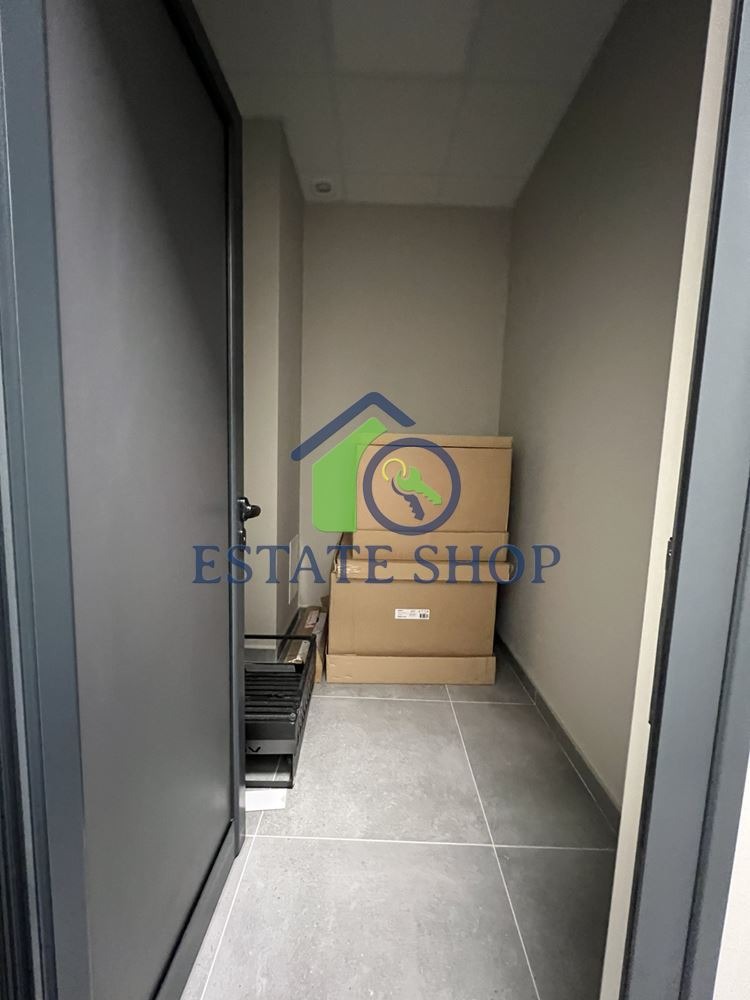 Til leje  Butik Plovdiv , Karshiyaka , 1120 kvm | 35132373 - billede [14]