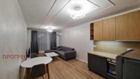 1 dormitorio Jristo Smirnenski, Plovdiv 1