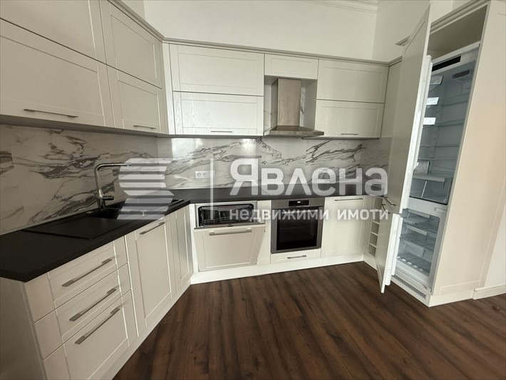 K pronájmu  1 ložnice Varna , Centar , 120 m2 | 63775369 - obraz [6]