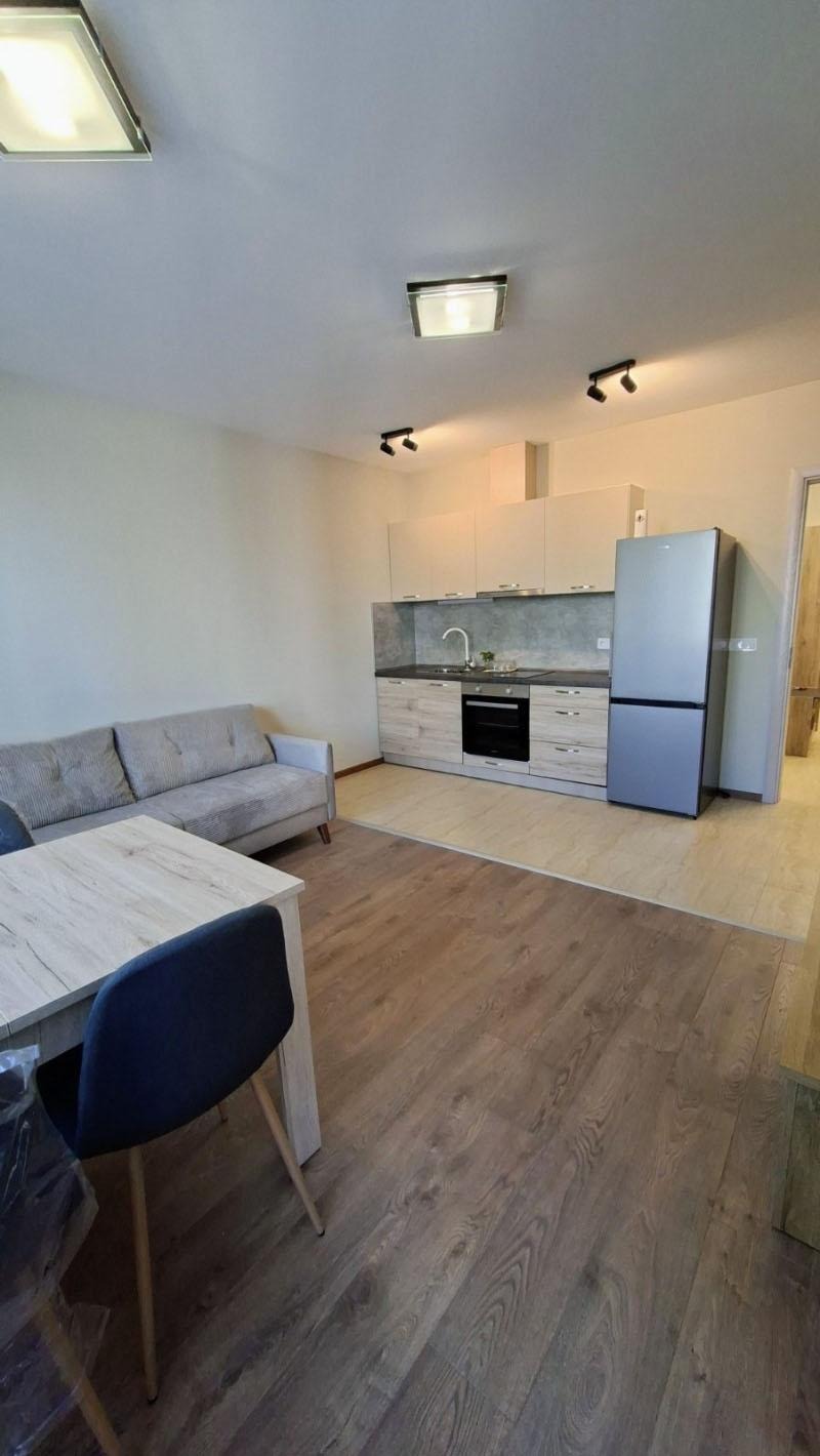 Издаје се  2 спаваће собе Софија , Разсадника , 100 м2 | 36835950 - слика [3]