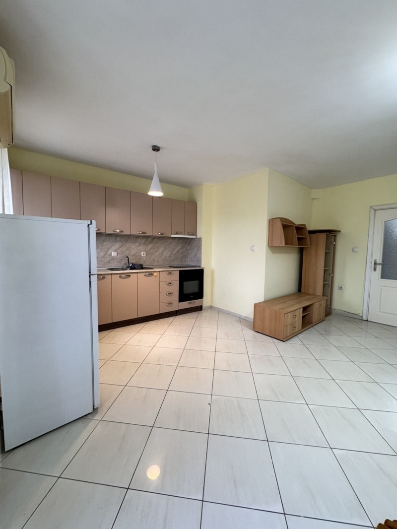 Дава под наем 3-СТАЕН, гр. Пловдив, Кършияка, снимка 4 - Апартаменти - 52457624