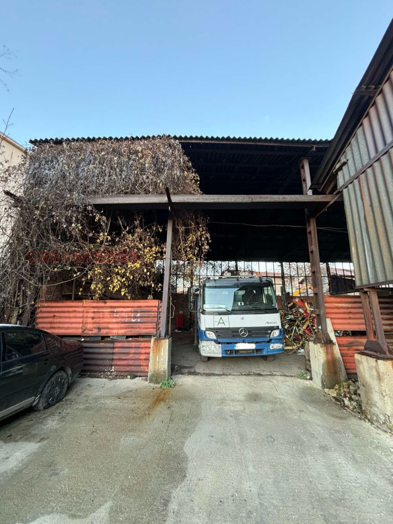 K pronájmu  Úložný prostor Pernik , Kamenina , 1000 m2 | 79154676 - obraz [9]
