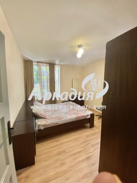 В аренду  2 спальни Пловдив , Център , 90 кв.м | 33293163 - изображение [5]
