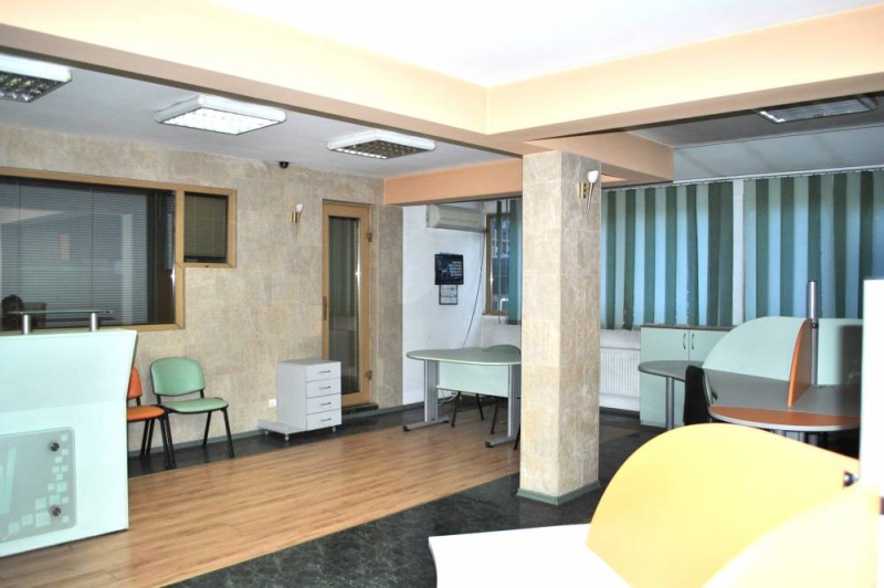 Издаје се  Канцеларија Софија , Обориште , 165 м2 | 33298571 - слика [3]