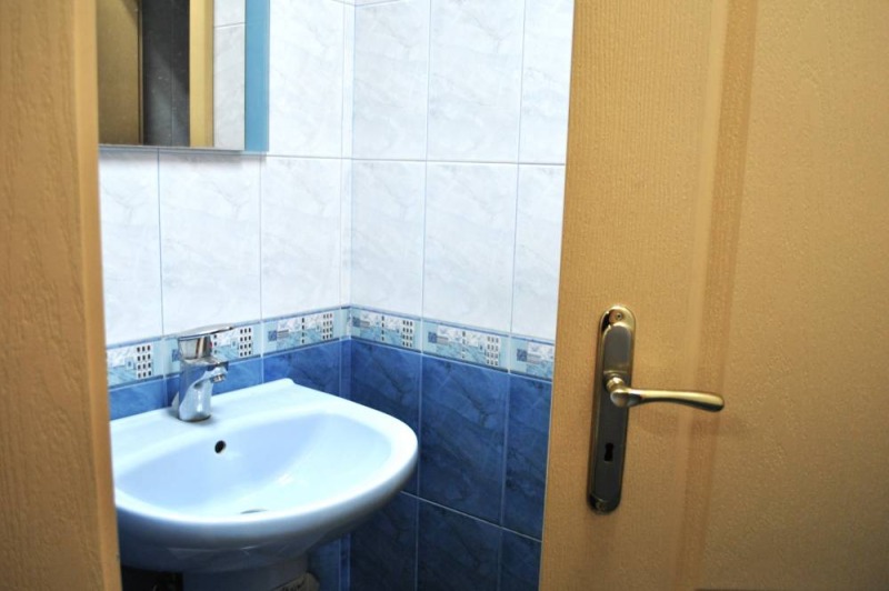 Издаје се  Канцеларија Софија , Обориште , 165 м2 | 33298571 - слика [15]