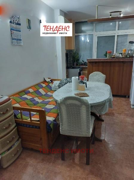 K pronájmu  2 ložnice Kardžali , Centar , 70 m2 | 87570344