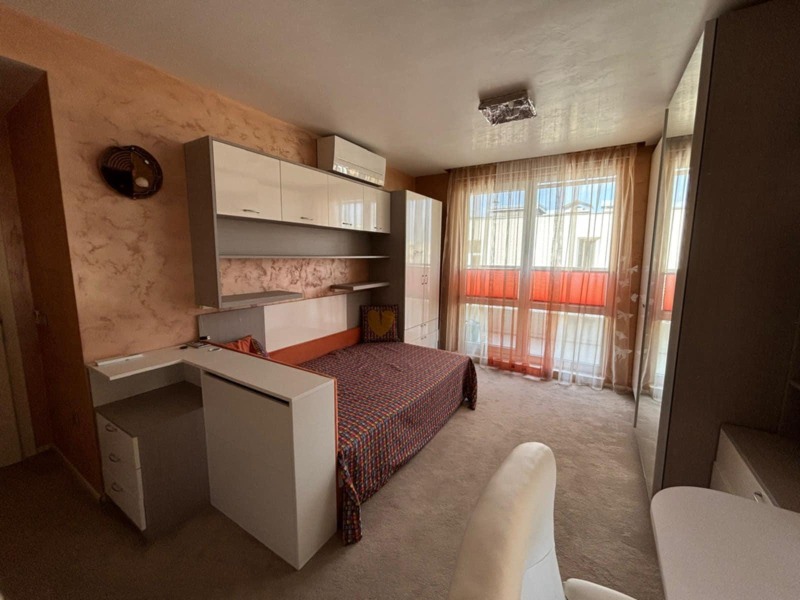 Zu vermieten  2 Schlafzimmer Sofia , Manastirski liwadi , 180 qm | 71404187 - Bild [12]