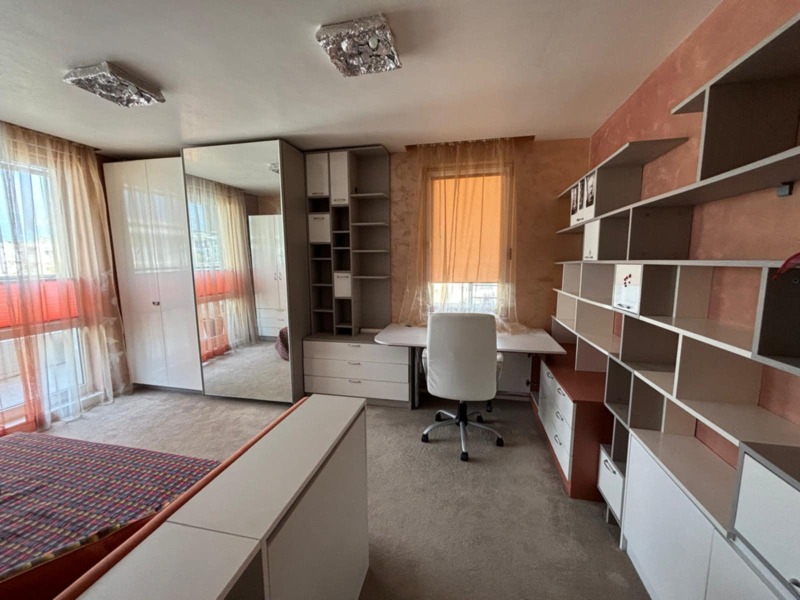 K pronájmu  2 ložnice Sofia , Manastirski livadi , 180 m2 | 71404187 - obraz [11]