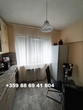 ���� ��� ���� 3-����� | Imot.bg � ����� ������ 12