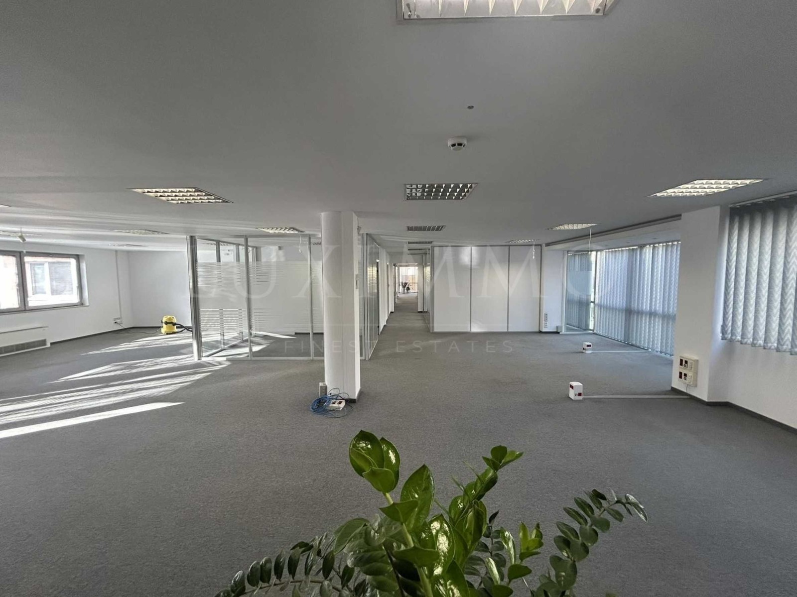 Дава под наем ОФИС, гр. София, Център, снимка 2 - Офиси - 54125783