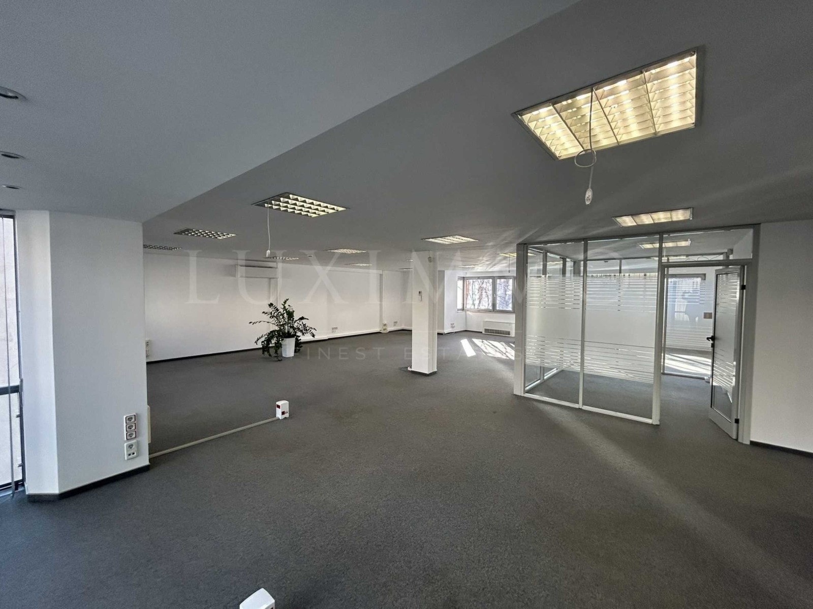 Дава под наем ОФИС, гр. София, Център, снимка 4 - Офиси - 54125783