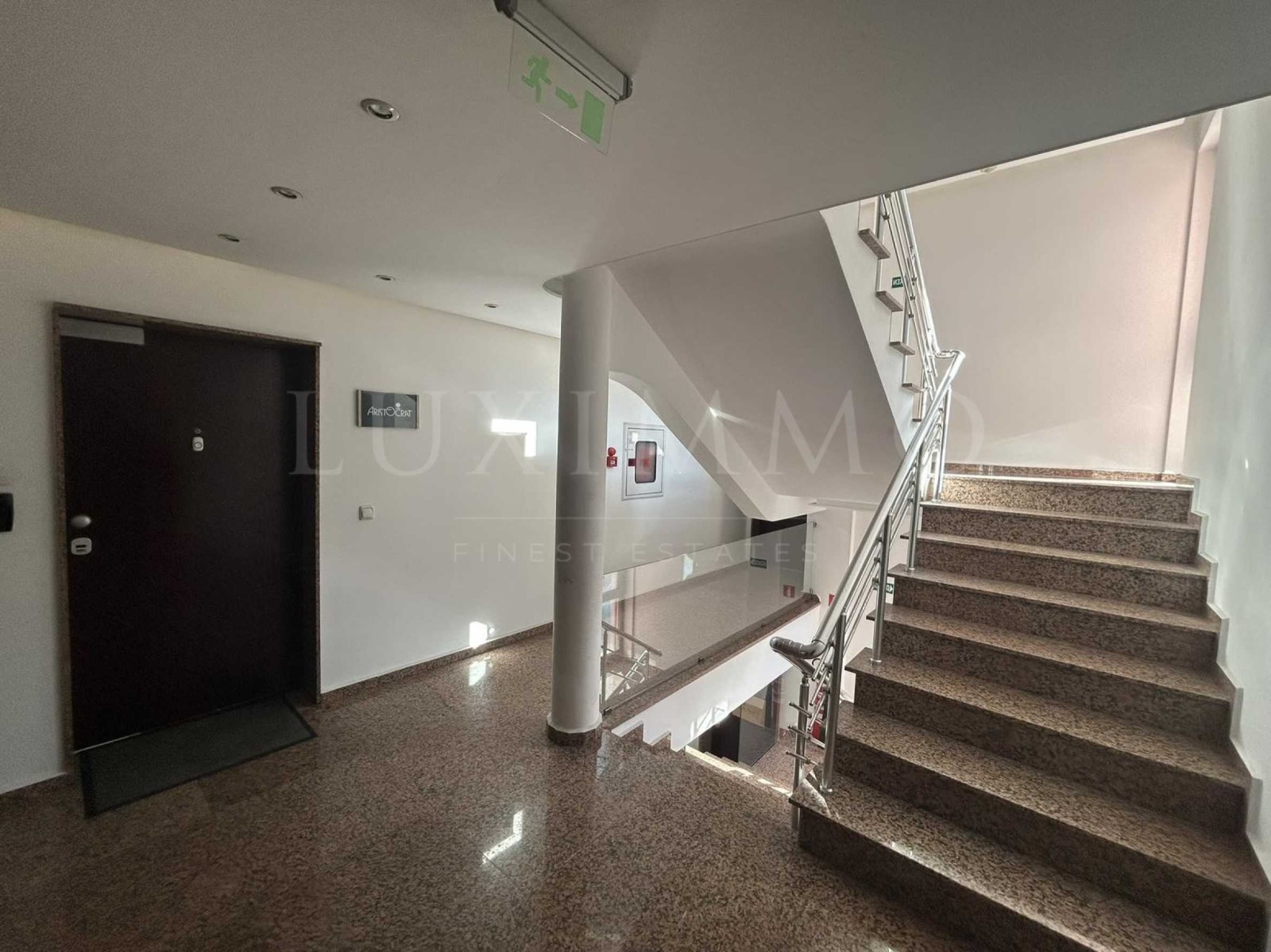 Дава под наем ОФИС, гр. София, Център, снимка 11 - Офиси - 54125783