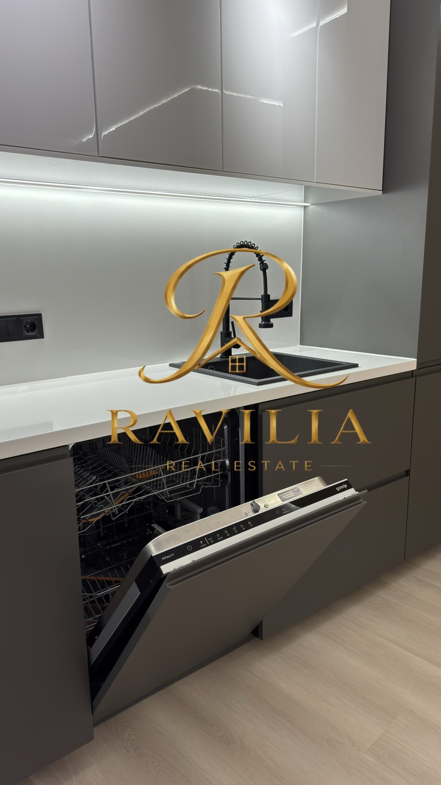 Дава под наем 4-СТАЕН, гр. София, Център, снимка 16 - Апартаменти - 54076334