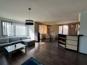 1 quarto Goce Deltchev, Sofia