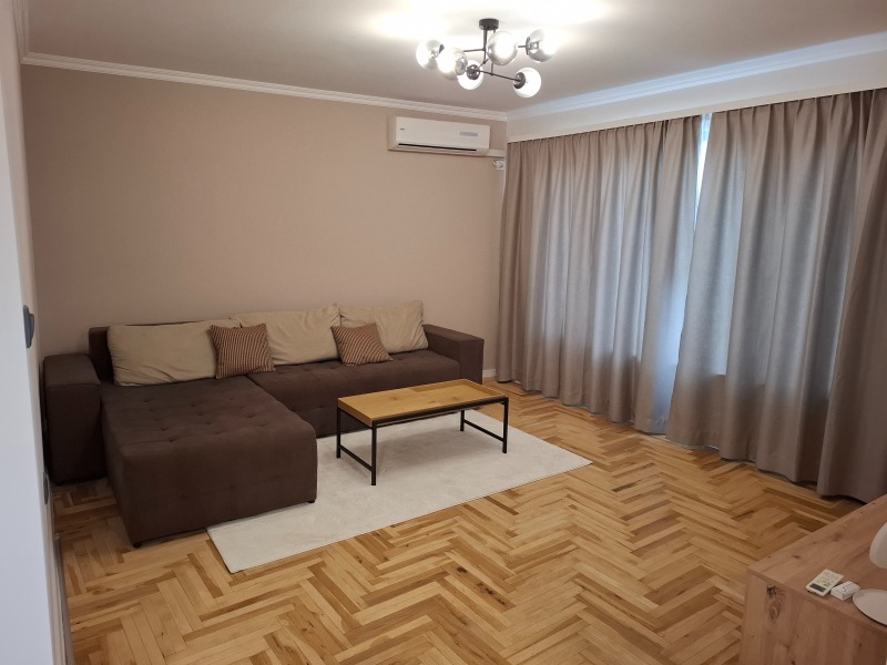 Kiadó  1 hálószoba Plovdiv , Kamenica 1 , 80 négyzetméter | 53095287 - kép [3]