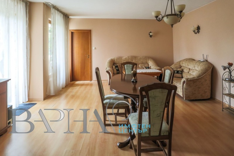 K pronájmu  2 ložnice Varna , Centar , 110 m2 | 66654758 - obraz [3]