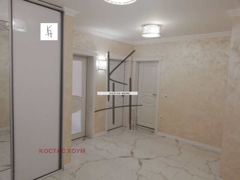 K pronájmu  2 ložnice Varna , Centar , 130 m2 | 34153820 - obraz [6]