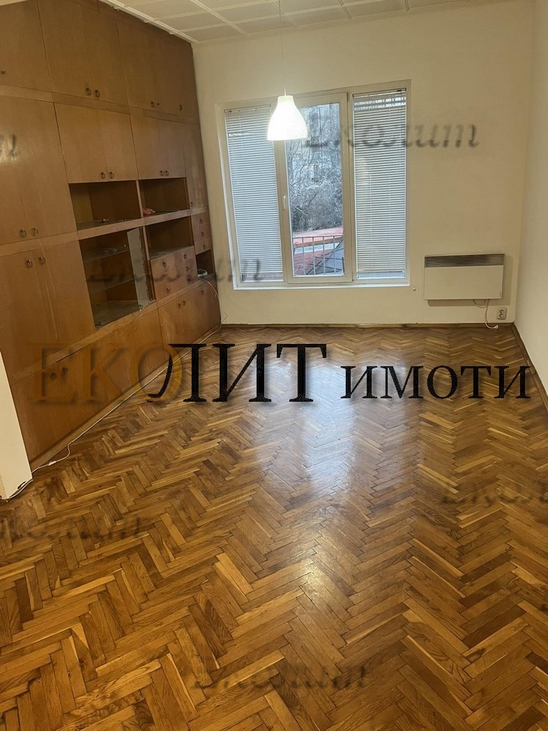Дава под наем 3-СТАЕН, гр. София, Оборище, снимка 3 - Апартаменти - 55529769