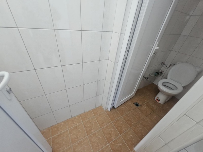 Дава под наем  Магазин град Кърджали , Веселчане , 110 кв.м | 29909330 - изображение [9]