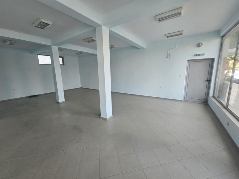 Дава под наем  Магазин град Кърджали , Веселчане , 110 кв.м | 29909330 - изображение [5]