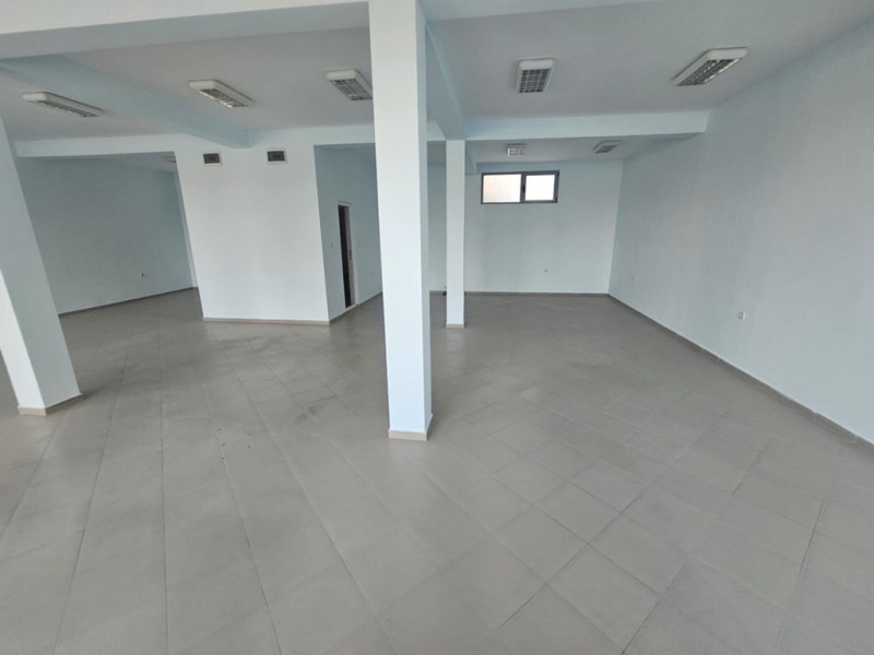 Дава под наем  Магазин град Кърджали , Веселчане , 110 кв.м | 29909330 - изображение [4]