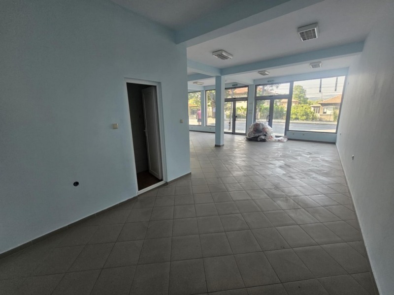 Дава под наем  Магазин град Кърджали , Веселчане , 110 кв.м | 29909330 - изображение [3]