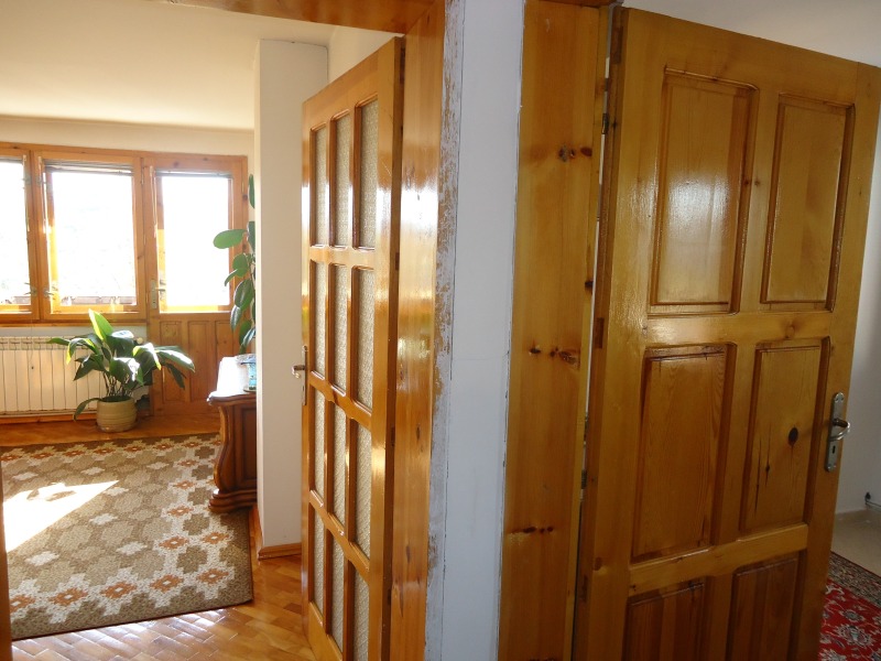 Do wynajęcia  2 sypialnie Sofia , Bankja , 110 mkw | 57612793 - obraz [2]