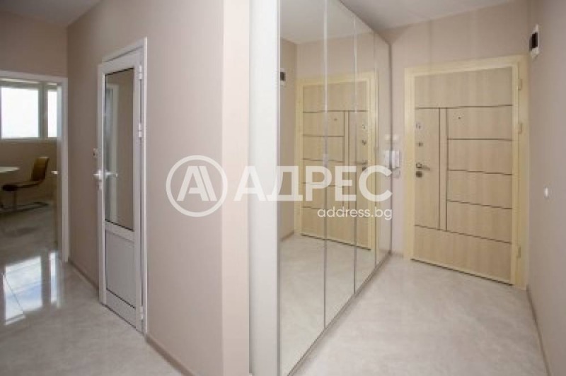 K pronájmu  1 ložnice Sofia , Poligona , 65 m2 | 61735889 - obraz [5]