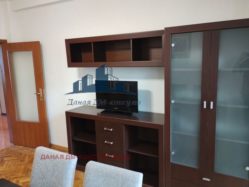 Дава под наем  3-стаен град Шумен , Център , 95 кв.м | 21850918 - изображение [2]
