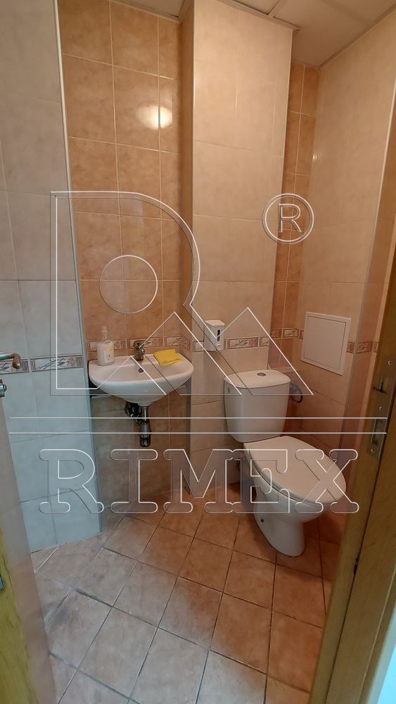 Προς ενοικίαση  Γραφείο Πλοβδηβ , ΤΣενταρ , 96 τ.μ | 62232416 - εικόνα [3]