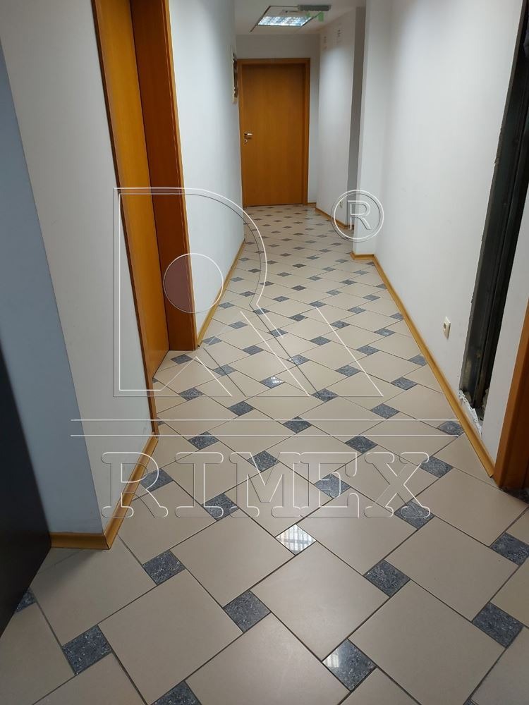 Дава под наем  Офис град Пловдив , Център , 96 кв.м | 62232416 - изображение [4]