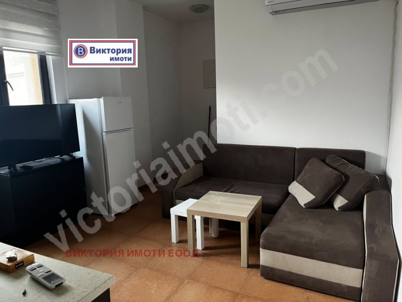 Издаје се  1 спаваћа соба Велико Тарново , Центар , 60 м2 | 48818891 - слика [2]