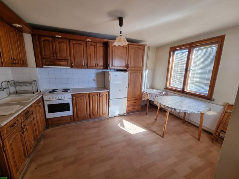 Kiadó  2 hálószobás Veliko Tarnovo , Centar , 90 négyzetméter | 38636518