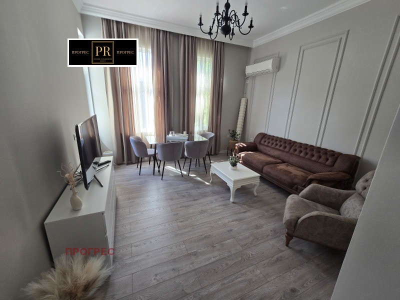 En renta  2 dormitorios Plovdiv , Tsentar , 120 metros cuadrados | 75191515 - imagen [2]