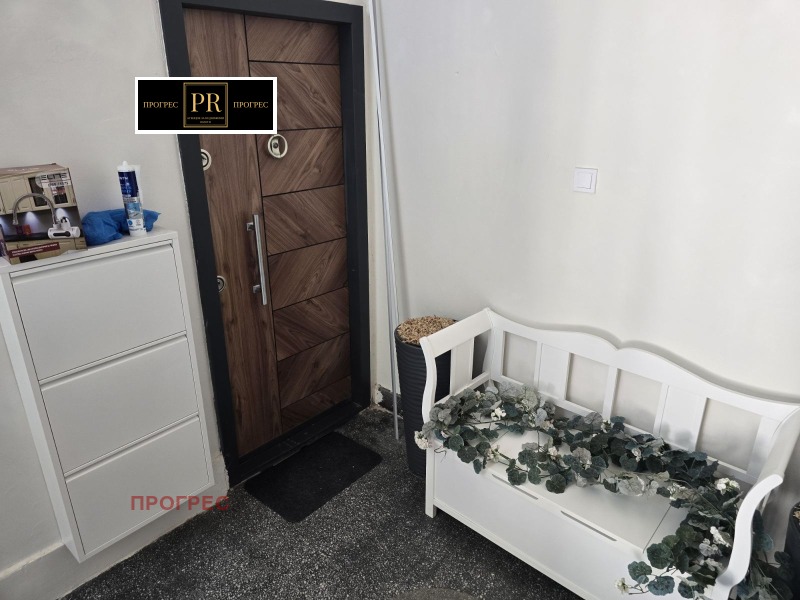 En renta  2 dormitorios Plovdiv , Tsentar , 120 metros cuadrados | 75191515 - imagen [4]