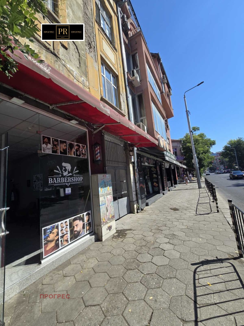 En renta  2 dormitorios Plovdiv , Tsentar , 120 metros cuadrados | 75191515 - imagen [16]