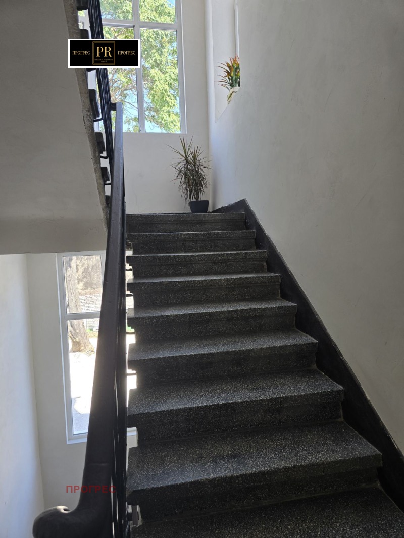 En renta  2 dormitorios Plovdiv , Tsentar , 120 metros cuadrados | 75191515 - imagen [3]