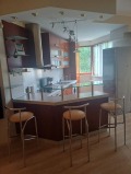 Под наем 3-СТАЕН, град София, Витоша • 850 € • 55122543 — Holmes.bg
